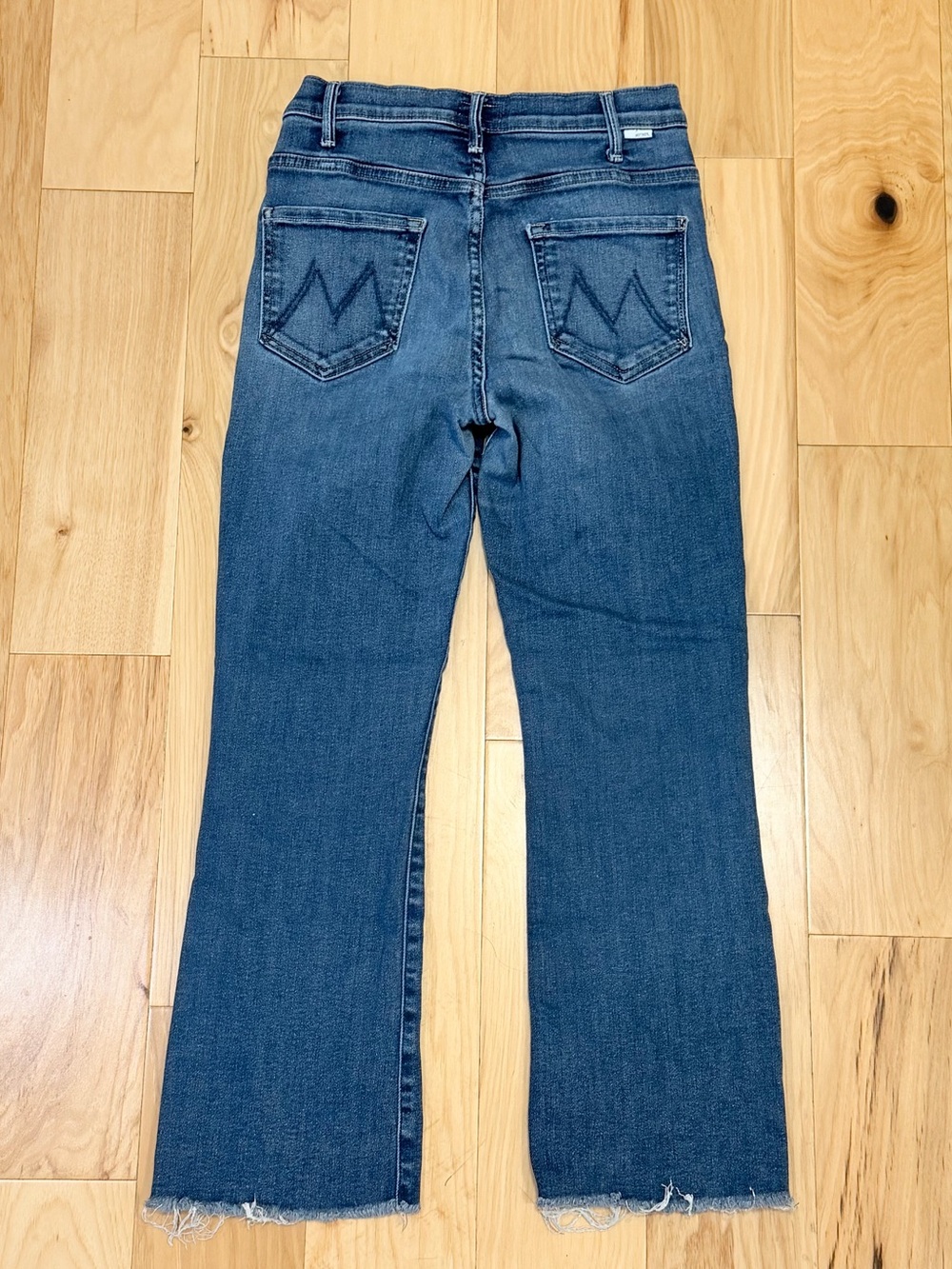 Mother Women’s The Hustler Ankle Fray Denim Jeans in Home Movies - Picture 2 of 7